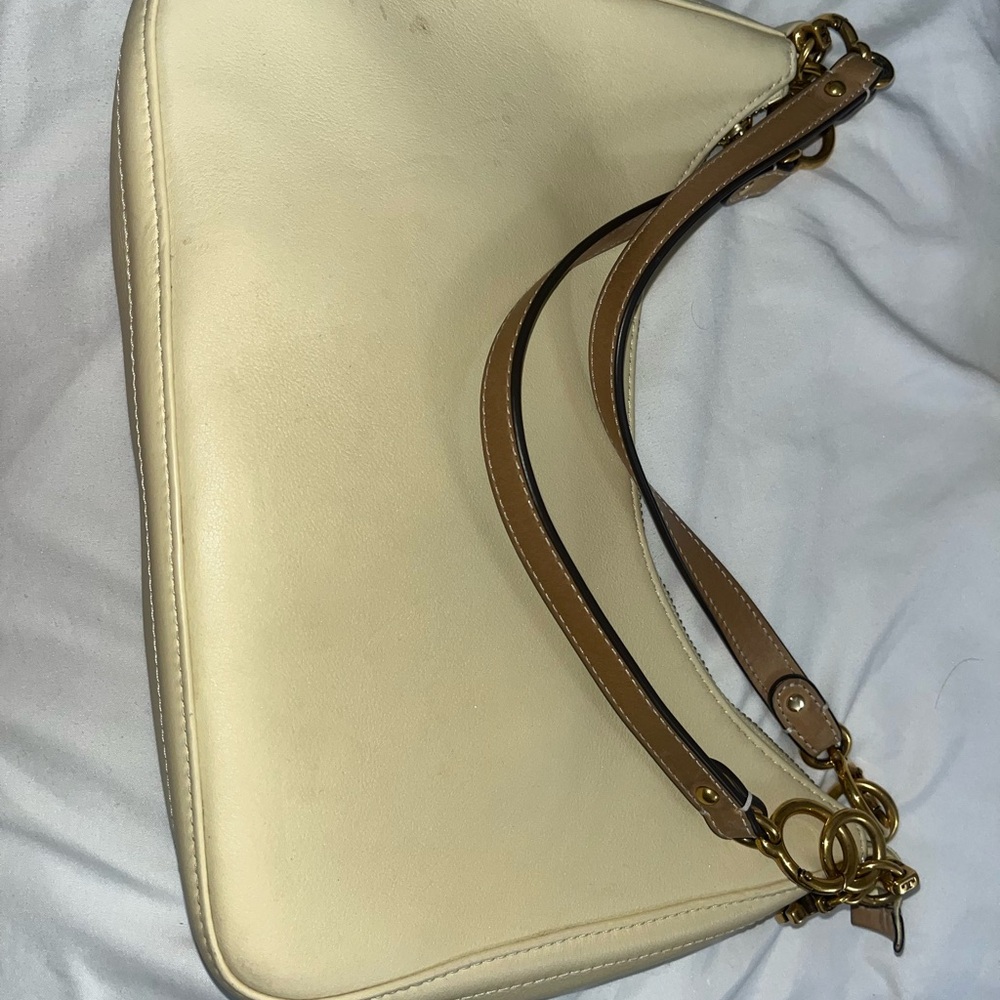 Tory Burch Cream/Tan Leather Shoulder Bag